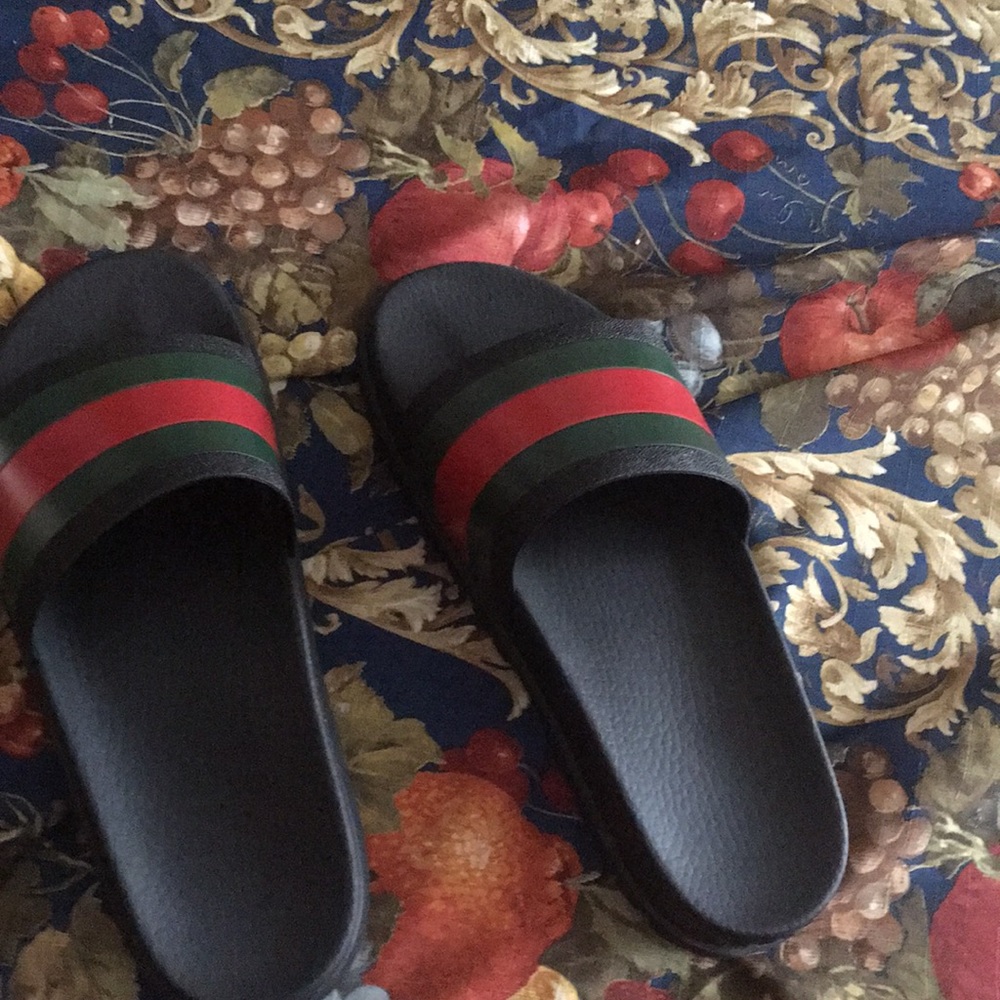 Gucci slides